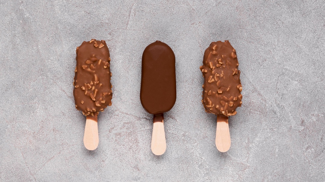top-view-chocolate-ice-creams-table-1 top-view-chocolate-ice-creams-table-1